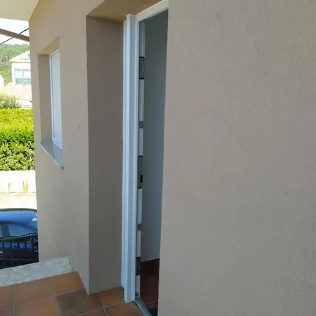 Alojamiento Nuevo Con Vistas En * فينيستيري