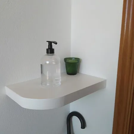 Alojamiento Nuevo Con Vistas En * فينيستيري